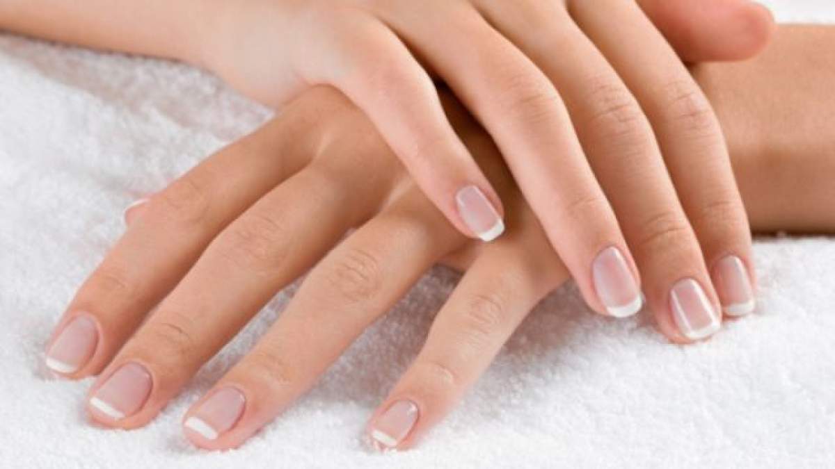 7 soluții care să-ți întărească unghiile. Merită încercate, sunt la îndemâna oricui