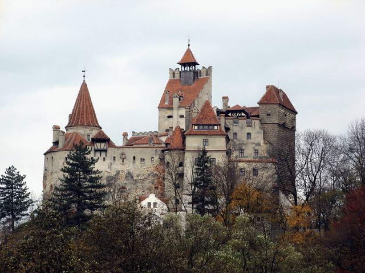 Castelul Bran, scos la vânzare? Presa internaţională i-a găsit minusurile