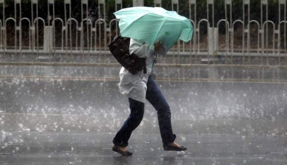 Avertizare meteo: COD PORTOCALIU ŞI GALBEN de ploi, vânt şi grindină. Vezi zonele afectate!