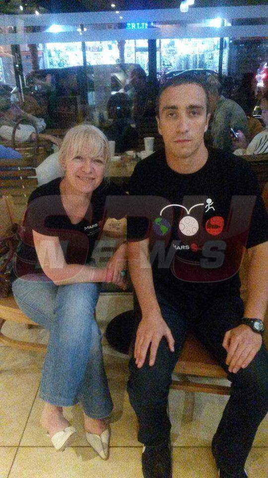 Românca selectată pentru misiunea pe Marte s-a întâlnit cu noii colegi