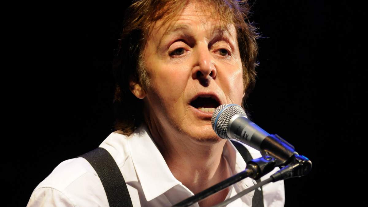 Fanii Beatles, îngrijoraţi! Paul McCartney e bolnav şi şi-a anulat turneul! Iată ce a păţit artistul