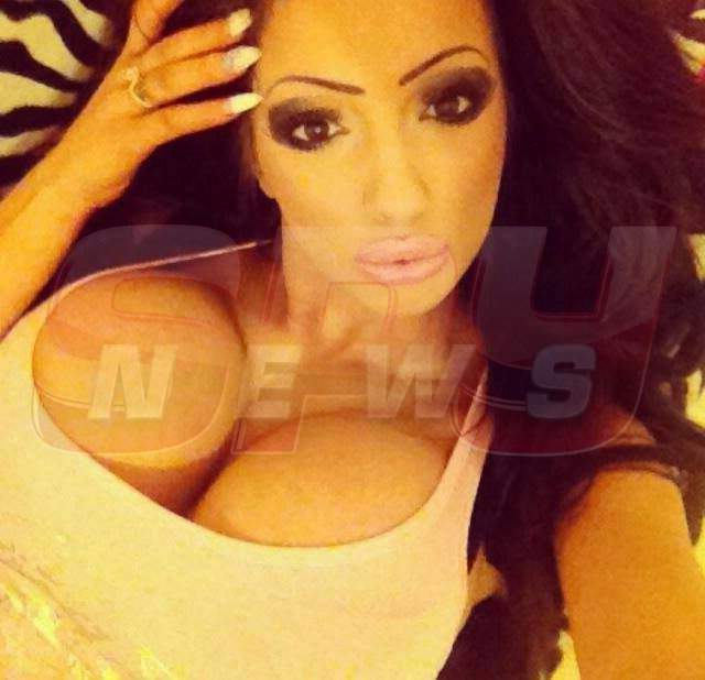 VIDEO Ea este cea mai dotată româncă de pe Facebook! Vezi aici imagini care îţi vor da palpitaţii!