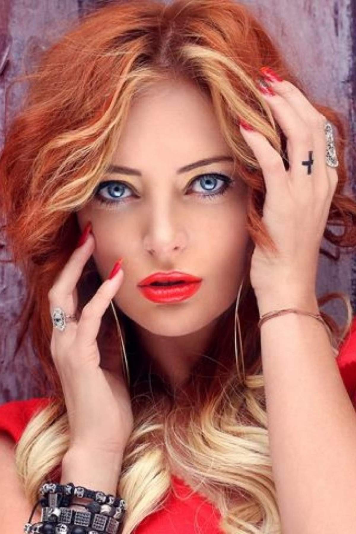 Ce machiaj atipic! Delia şi-a schimbat look-ul! Sigur nu te aşteptai s-o vezi aşa