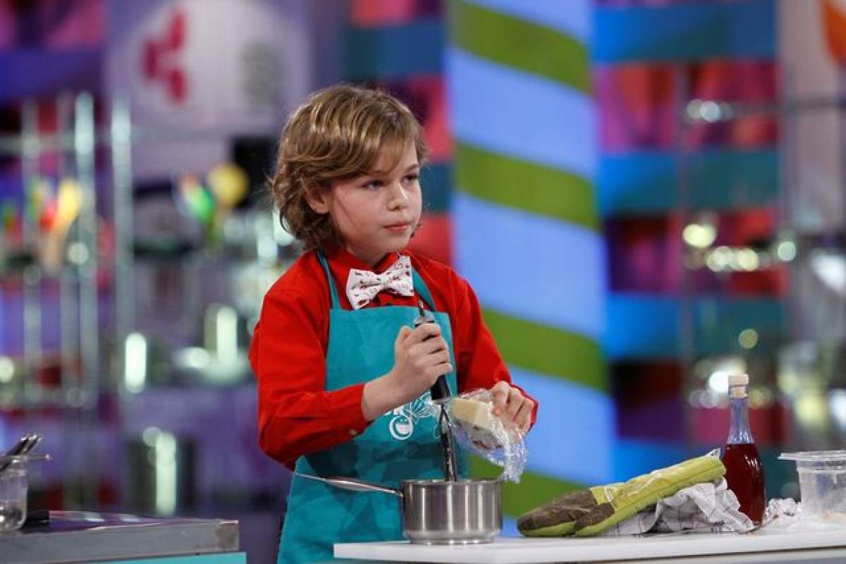 VIDEO De mic este celebru! Un concurent „Junior Chef”, în videoclipul unei cântăreţe