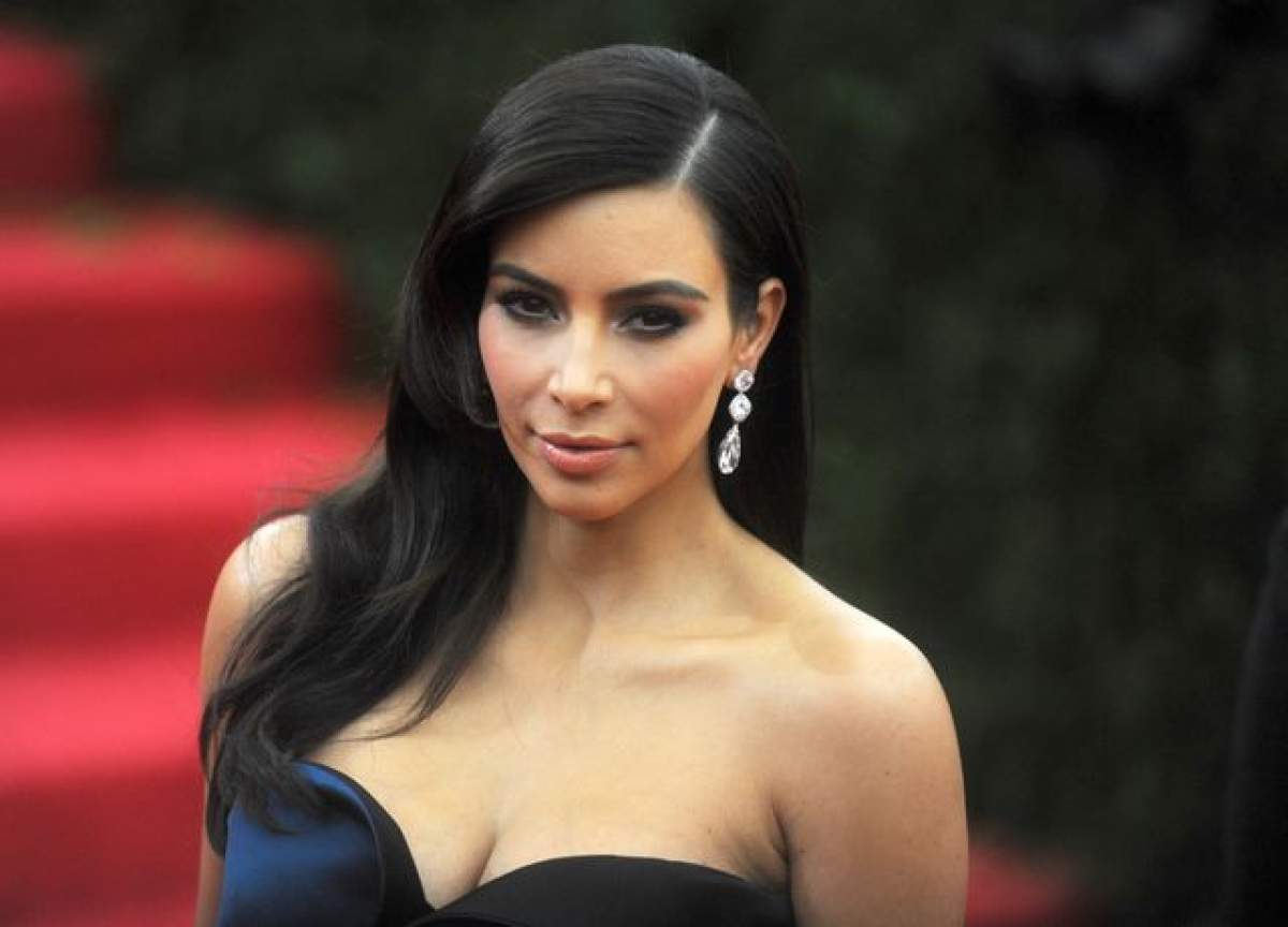 Aşa arată femeia perfectă! Are ochii lui Kim Kardashian, părul ducesei de Cambridge şi buzele lui Nicole Scherzinger