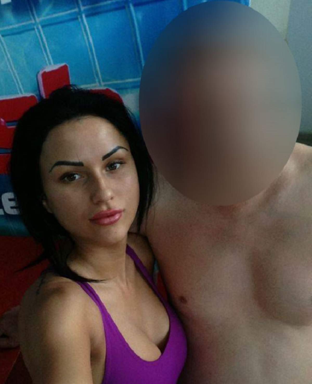 Daniela Crudu, selfie de excepţie în costum de baie, alături de un bărbat!