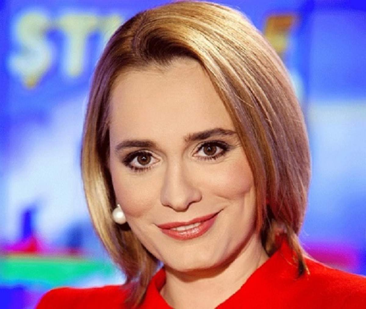S-a îngrăşat atât de mult? Iat-o pe Andreea Esca într-o ţinută atipică