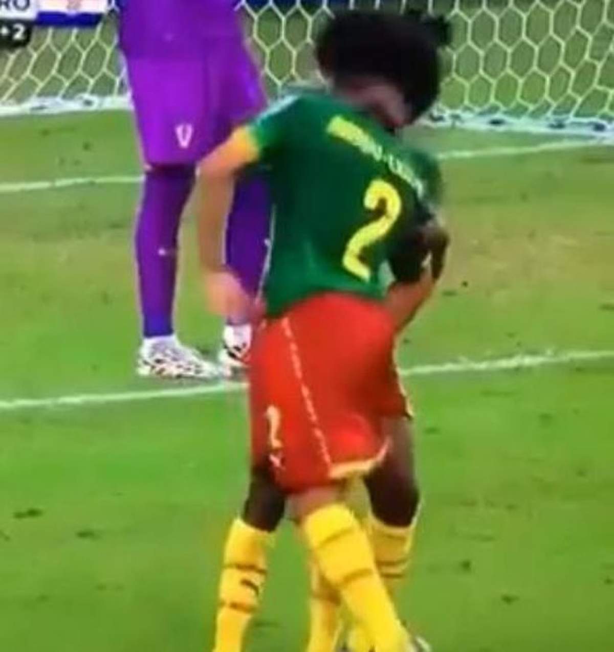 VIDEO Incident fără precedent la Campionatul Mondial de fotbal! Doi coechipieri s-au luat la bătaie în timpul unui meci