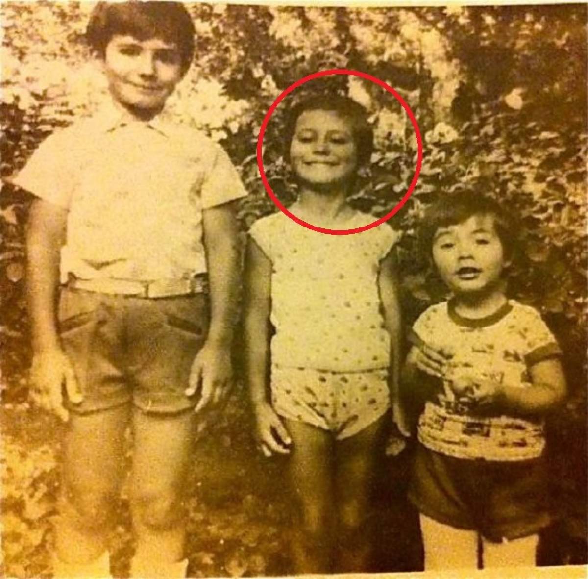 Recunoşti vedeta din fotografie? O vezi în fiecare zi la TV