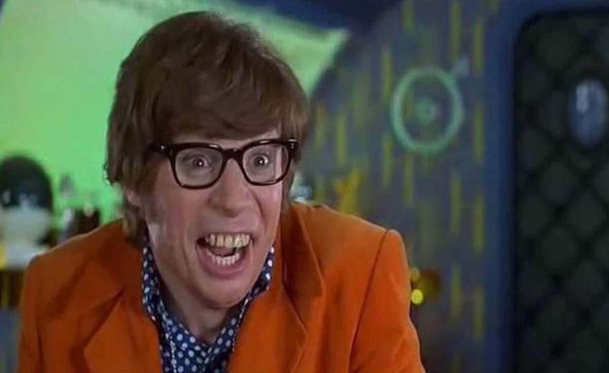 Îţi mai aduci aminte de Austin Powers? Prezentatorii "Star Matinal" au adus faimosul personaj în platoul emisiunii