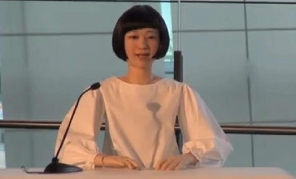 VIDEO Televiziunea a trecut la un alt nivel! Japonezii au făcut roboţi umani care prezintă ştiri