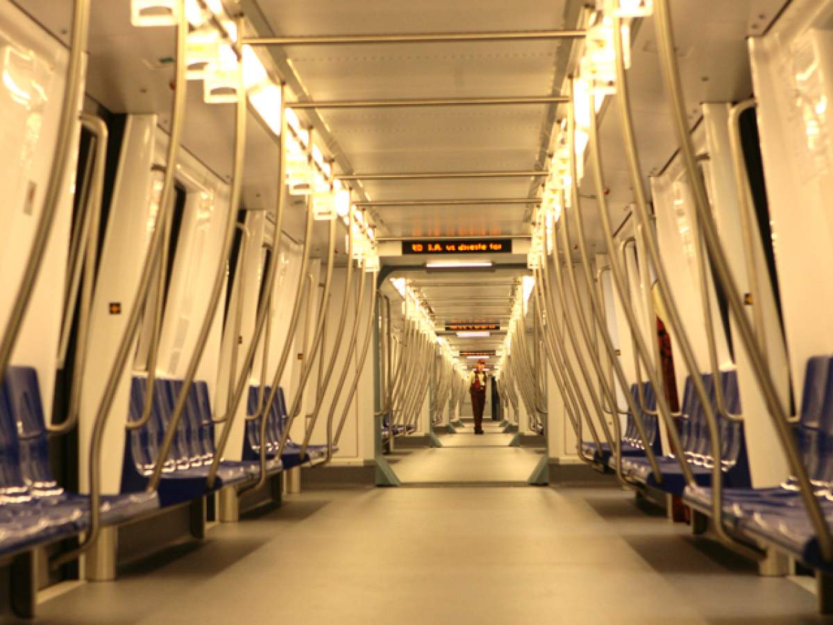 S-au RUPT şinele de metrou, în Bucureşti! Pasagerii au acţionat alarma şi au stat blocaţi în garnituri