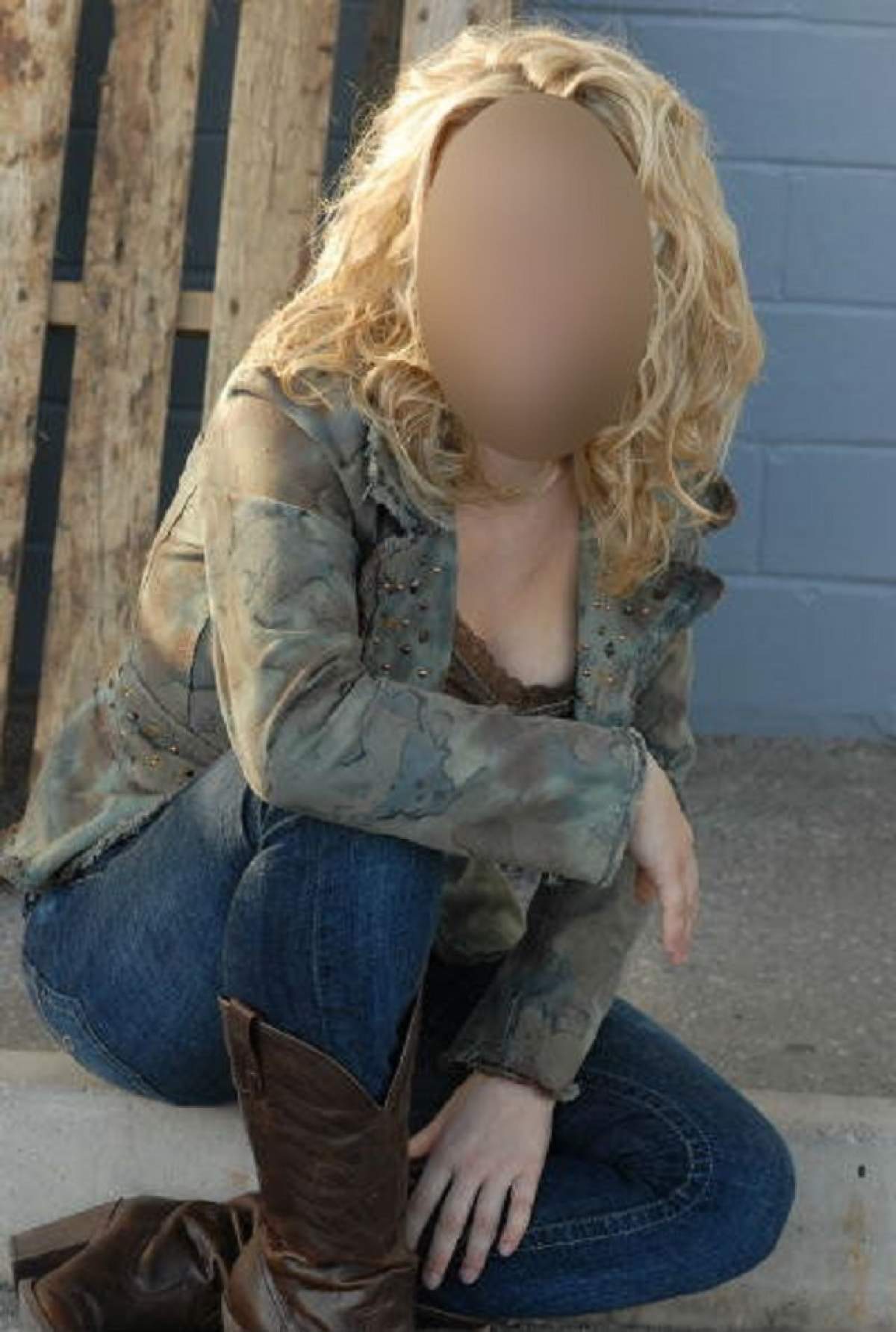 O frumuseţe blondă de la Hollywood a fost găsită moartă în garaj! Avea doar 22 de ani