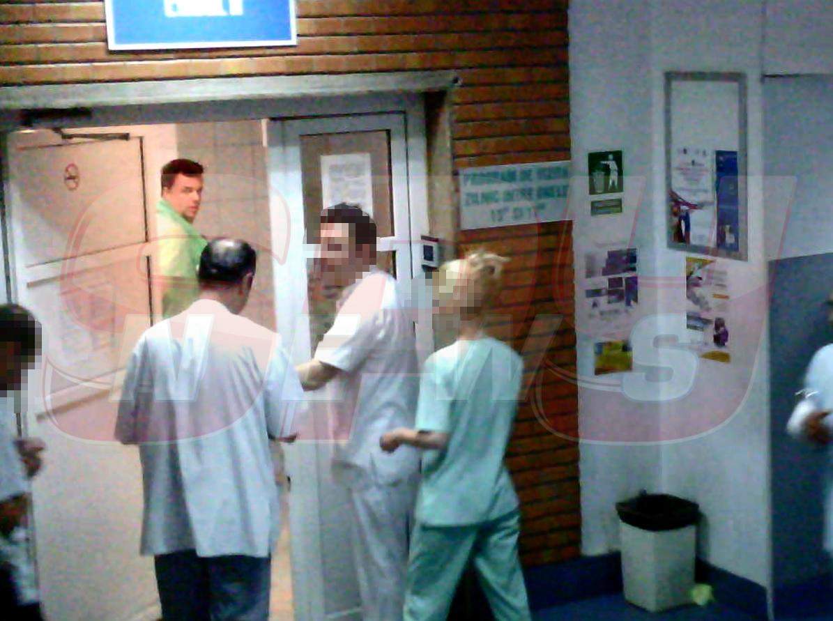 Primele imagini cu Adrian Enache, extrem de îngrijorat, la spital!
