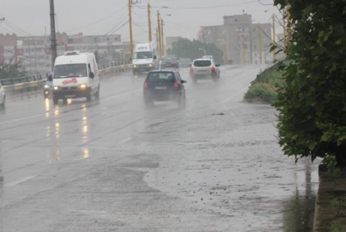 Anunţ de ultimă oră! Ploi torenţiale, grindină şi vijelii în toată ţara