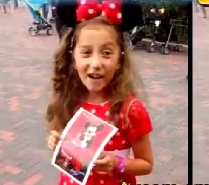 VIDEO Gabriela şi tata Gheorghe, la Disneyland Paris! Cei doi au rămas muţi de uimire