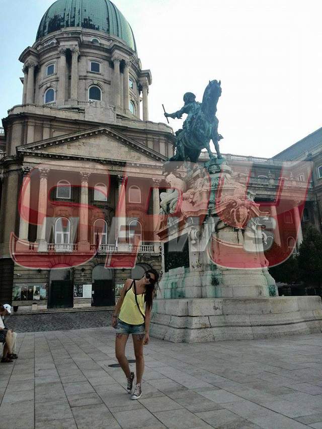 Fotografii exclusive cu o celebră prezentatoare din vacanţa petrecută la Budapesta!