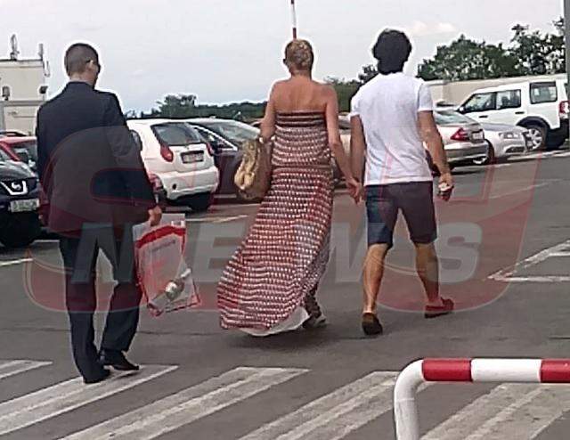 Fosta nevastă a milionarului Cosmin Bălcăcean, răsfăţată de iubitul turc! Nu o să crezi ce surpriză i-a făcut! IMAGINI PAPARAZZI