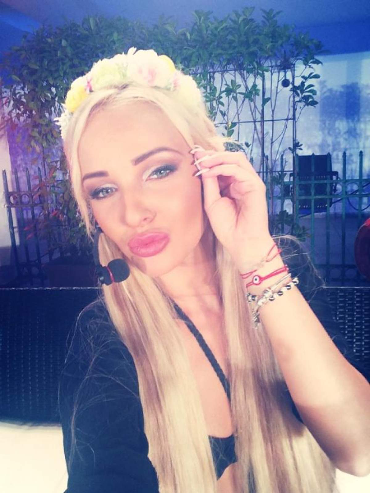 Denisa Botcari, o adevărată fiară în dormitor! Fesele şi coapsele blondei sunt pline de vânătăi!