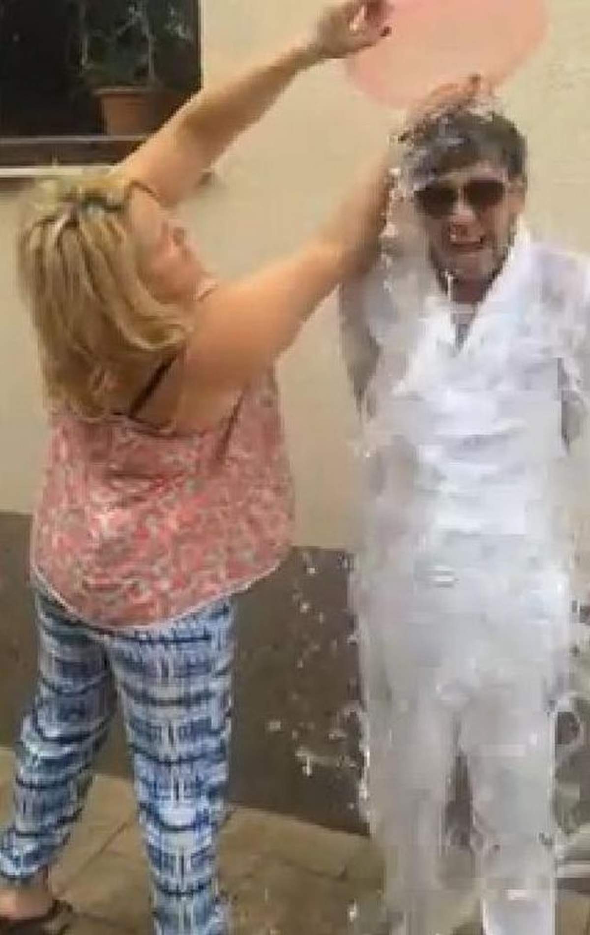 VIDEO / Fulgy a lansat provocarea zilei! Pe cine a propus la "Ice bucket challenge"