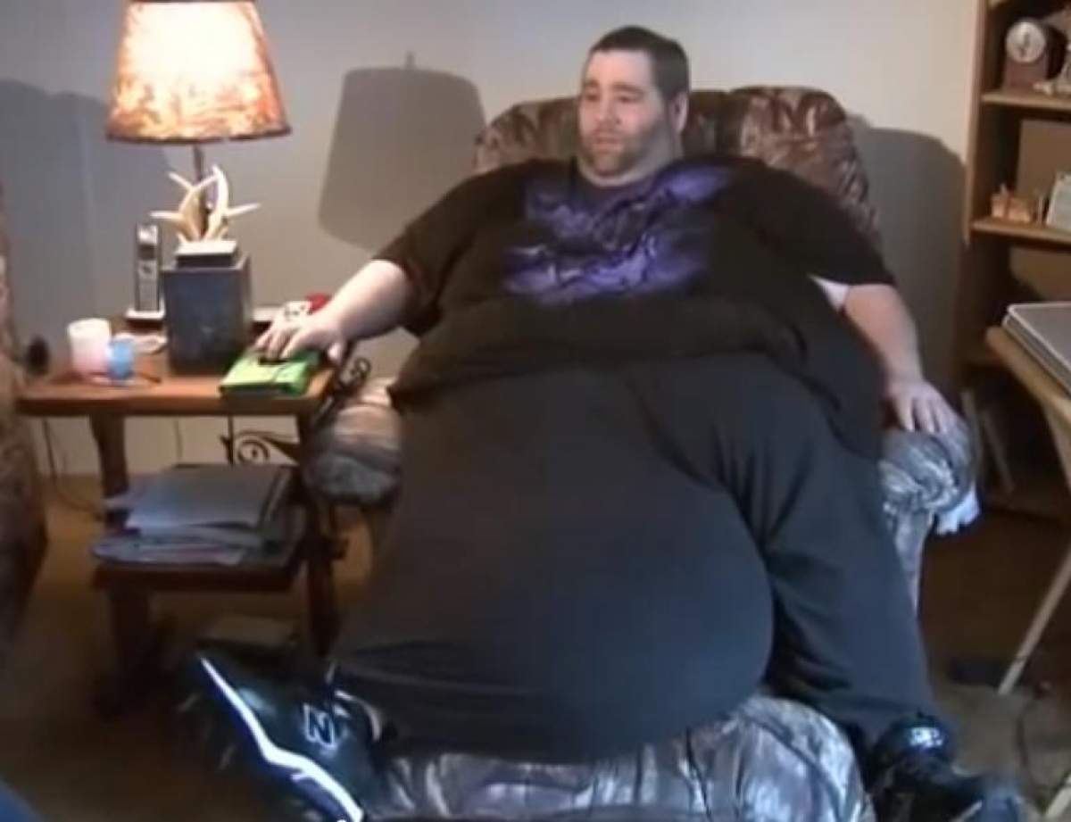 VIDEO ŞOCANT / Bărbatul cu scrotul de 45 de kilograme s-a operat!  Poate face sex pentru prima dată în 7 ani
