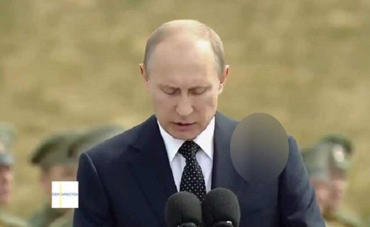 VIDEO / Moment penibil pentru Vladimir Putin! A fost pătat cu găinaţ în timp ce ţinea un discurs