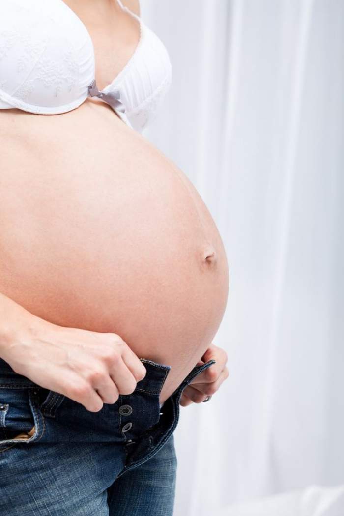 Cum și după cât timp îți dai seamă că ești însărcinată