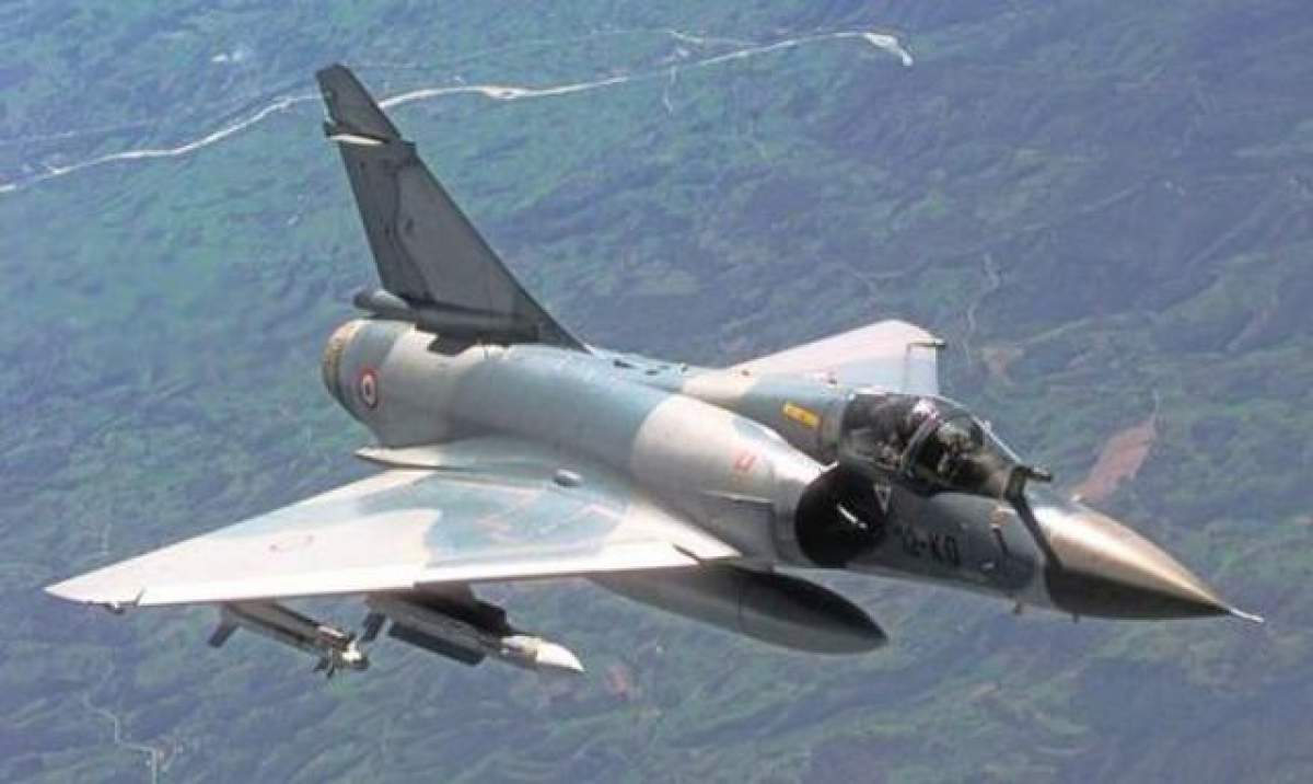 Un avion militar s-a prăbuşit  în sudul Franţei