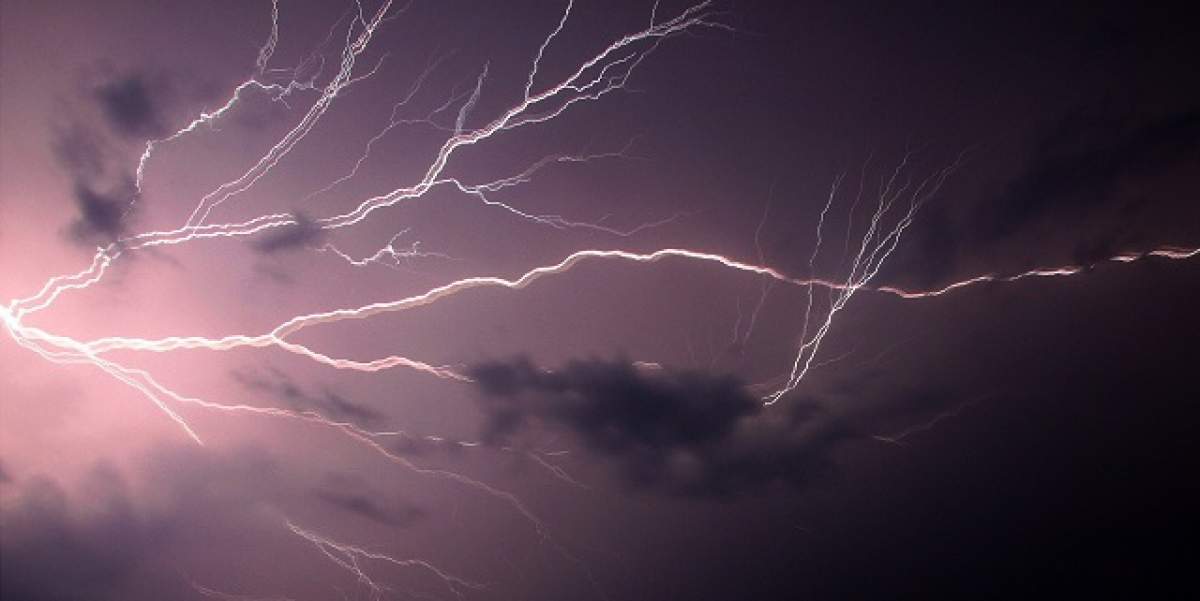 Staţi în case! Meteorologii au făcut un anunţ de ultimă oră!