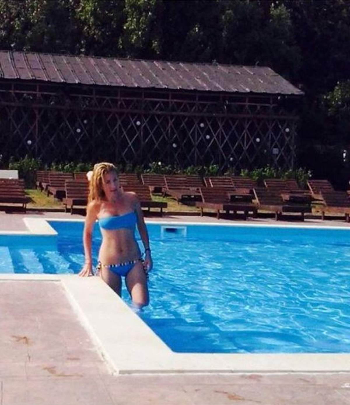 Sexy-mama! Carmen Brumă, în costum de baie la nici 3 luni de când a născut