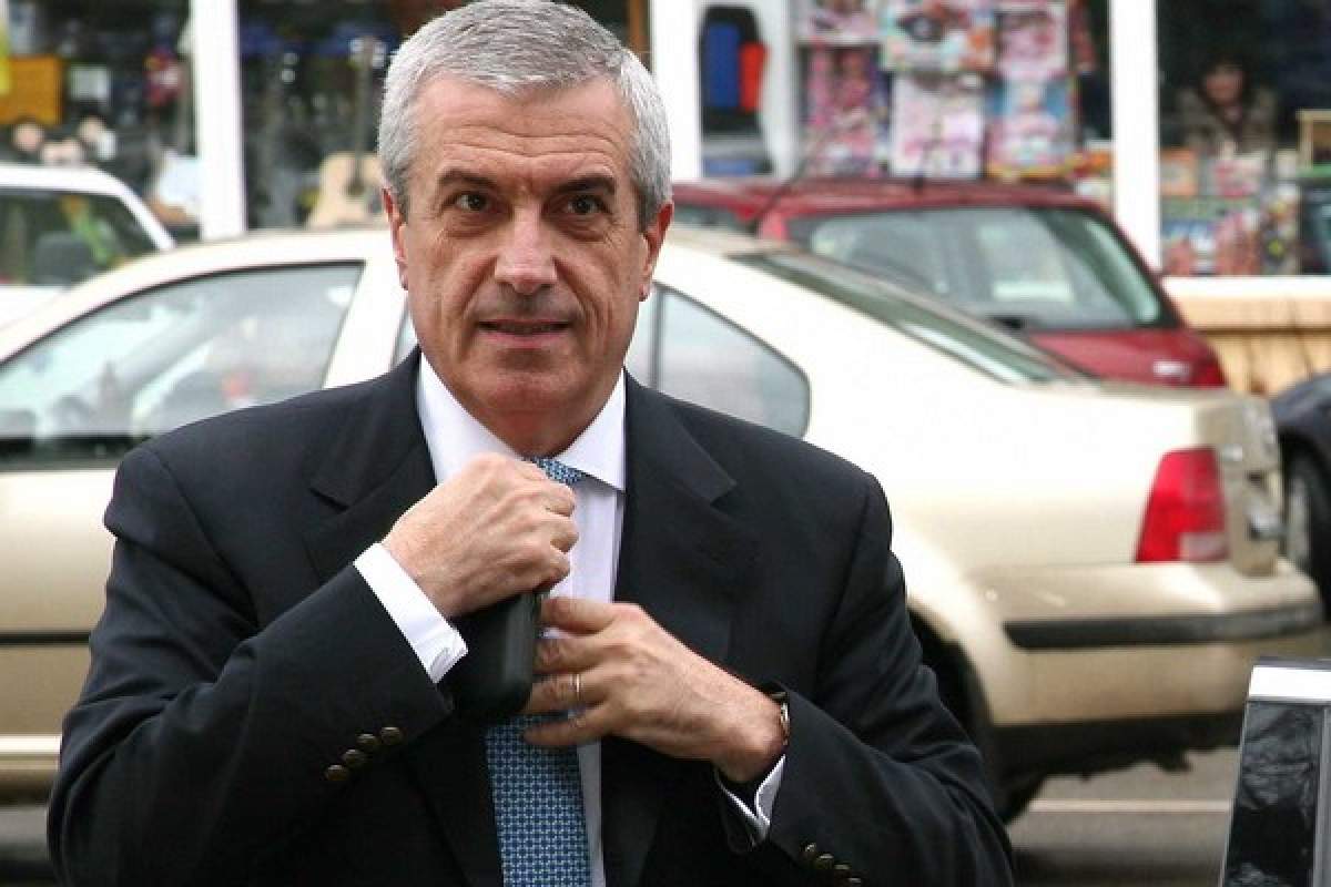 VIDEO Ce soţie sexy are Tăriceanu! Vezi cum arată în costum de baie doamna fostului premier!