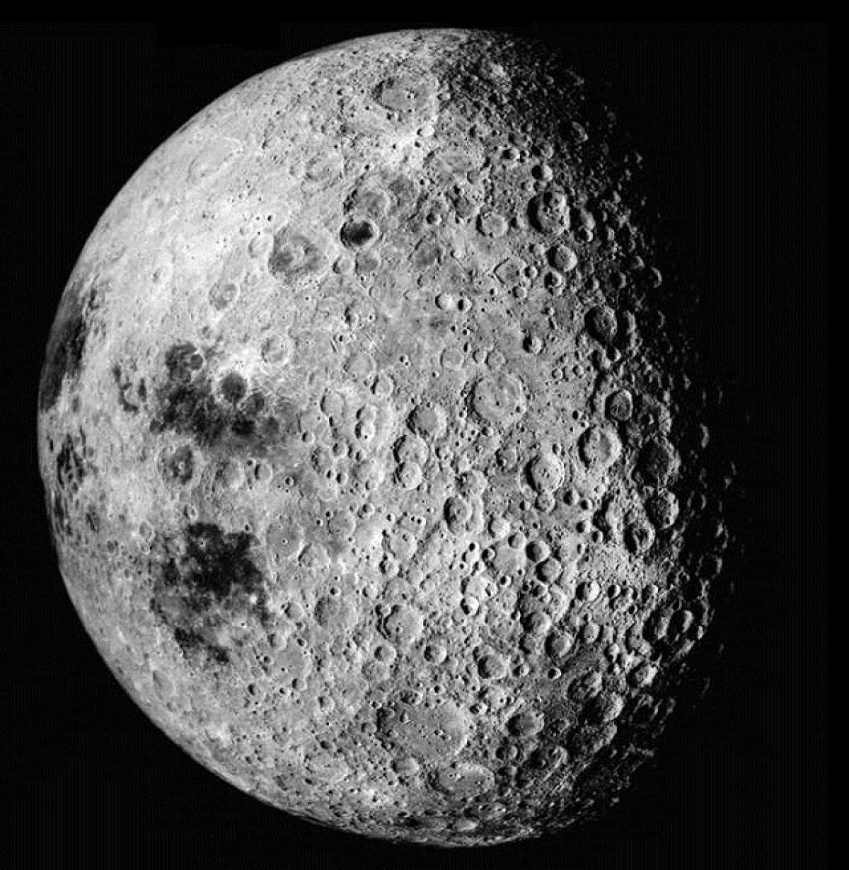 Duminică seară vom avea o Super-Lună! Un astfel de fenomen nu se va mai întâmpla până în 2034!
