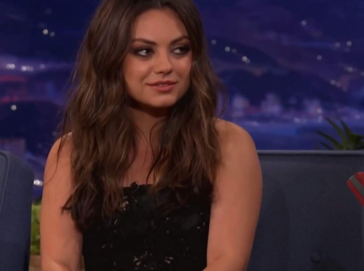 Mila Kunis preferă să stea goală de când e însărcinată