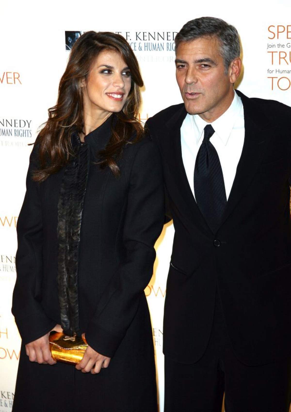 FOTO / Elisabetta Canalis, fosta iubită a lui George Clooney, s-a măritat şi a avut o nuntă ca-n poveşti! Imaginile pe care Clooney nu va avea curaj să le privească