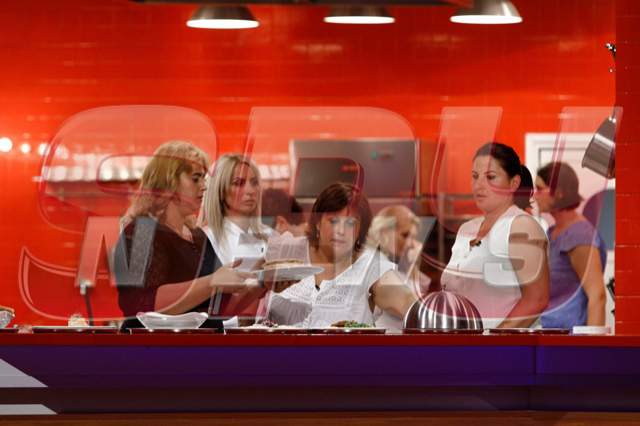 Palpitaţii de la prima ediţie a emisiunii "Hell’s Kitchen – Iadul Bucătarilor"! A fost chemată Ambulanţa