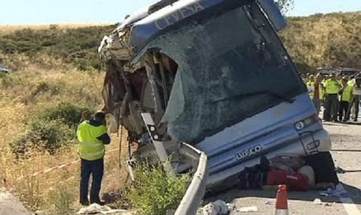 Un autocar cu 28 de români la bord s-a răsturnat în Ungaria