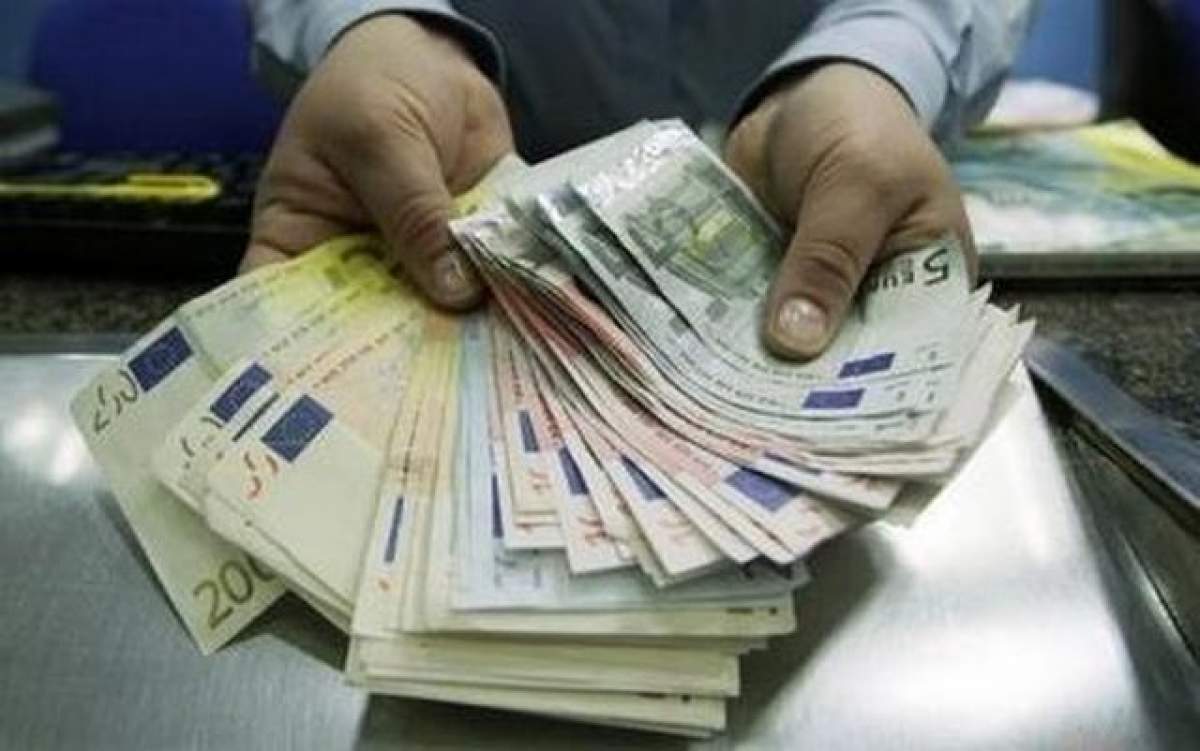 Fabrică ilegală de bani, descoperită la Oradea! Au fost confiscaţi 13 milioane de euro