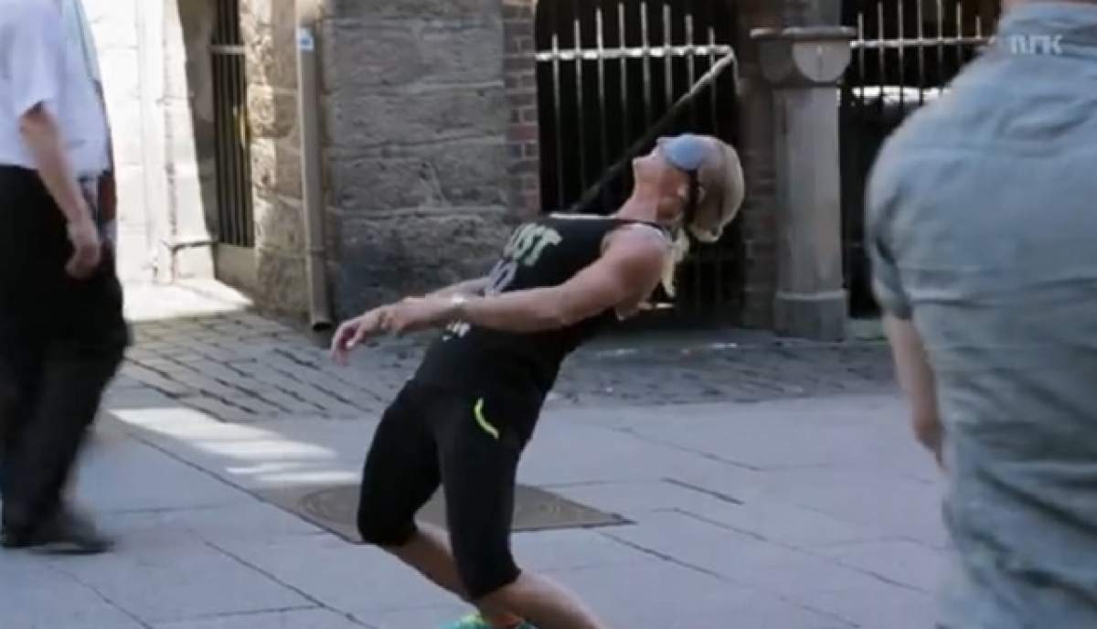 VIDEO / Asta-i cea mai tare provocare! Cum arată dansul care i-a făcut pe toţi trecătorii să râdă cu lacrimi