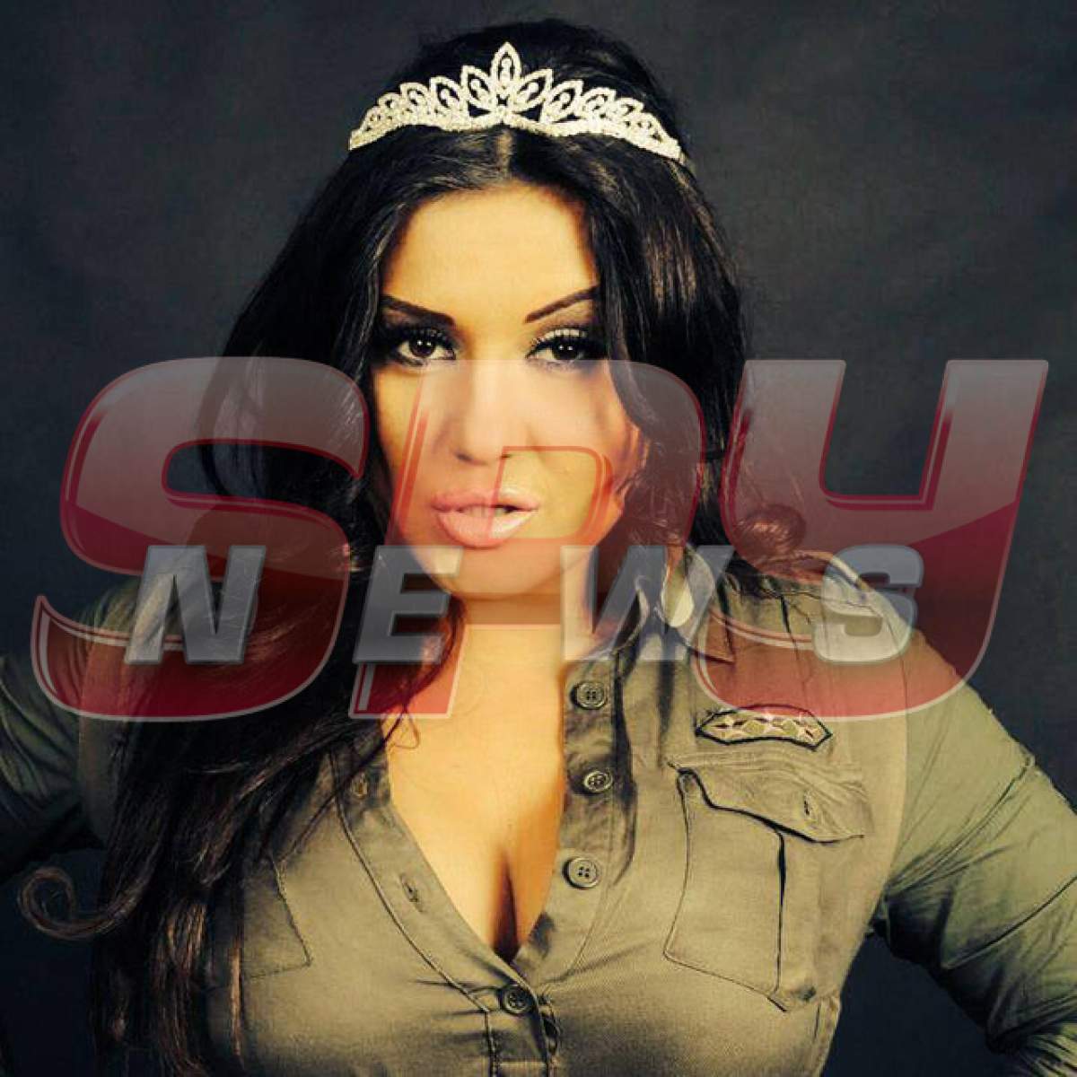 Bianca Rus a dat de gust şi nu se poate opri! Patru bărbaţi i-au "aranjat" silueta: "Unul în faţă, altul în spate... "