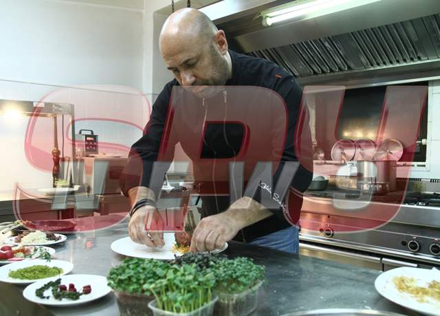 FOTO / Chef Bontea, chef Scărlătescu și chef Dumitrescu au început filmările pentru sezonul al doilea ”Hell’s Kitchen – Iadul Bucătarilor”