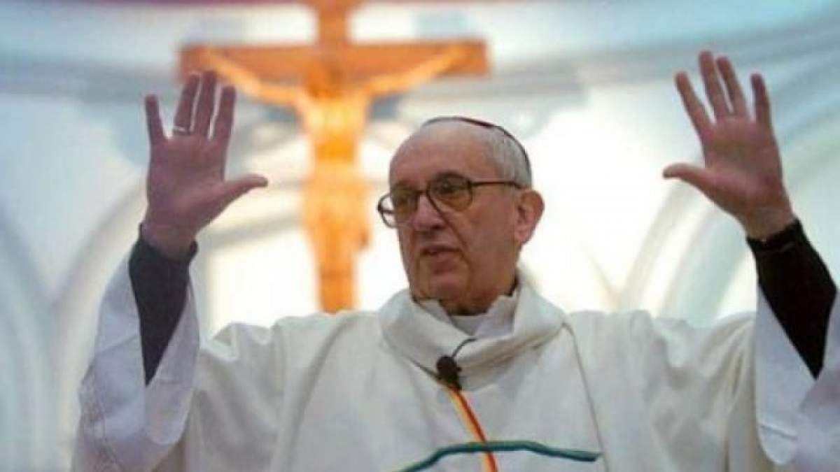 Zece preoţi, acuzaţi de abuzuri sexuale asupra copiilor! Ce măsuri a luat Papa Francisc