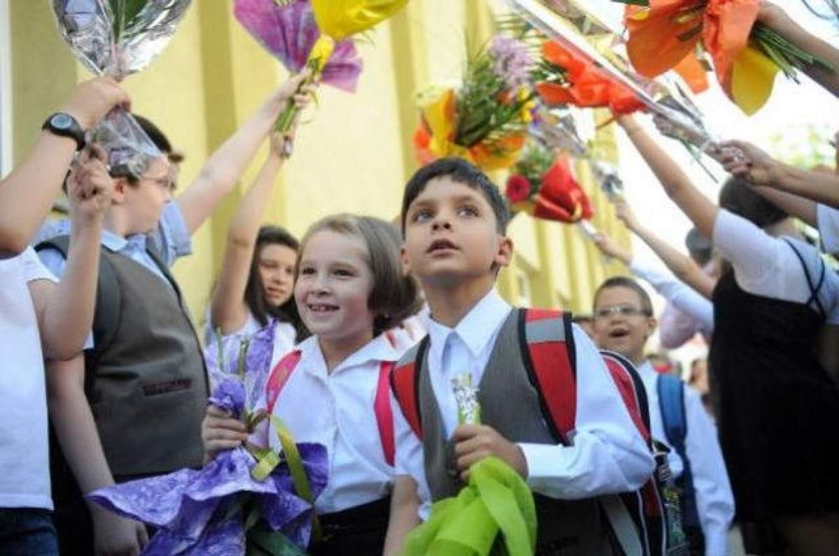 Luni reîncepe şcoala! Ce trebuie să ştie toţi elevii