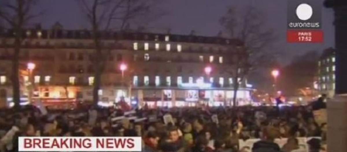 VIDEO / Marş al tăcerii după atentatul de la Charlie Hebdo! Câţi parizieni au ieşit în stradă