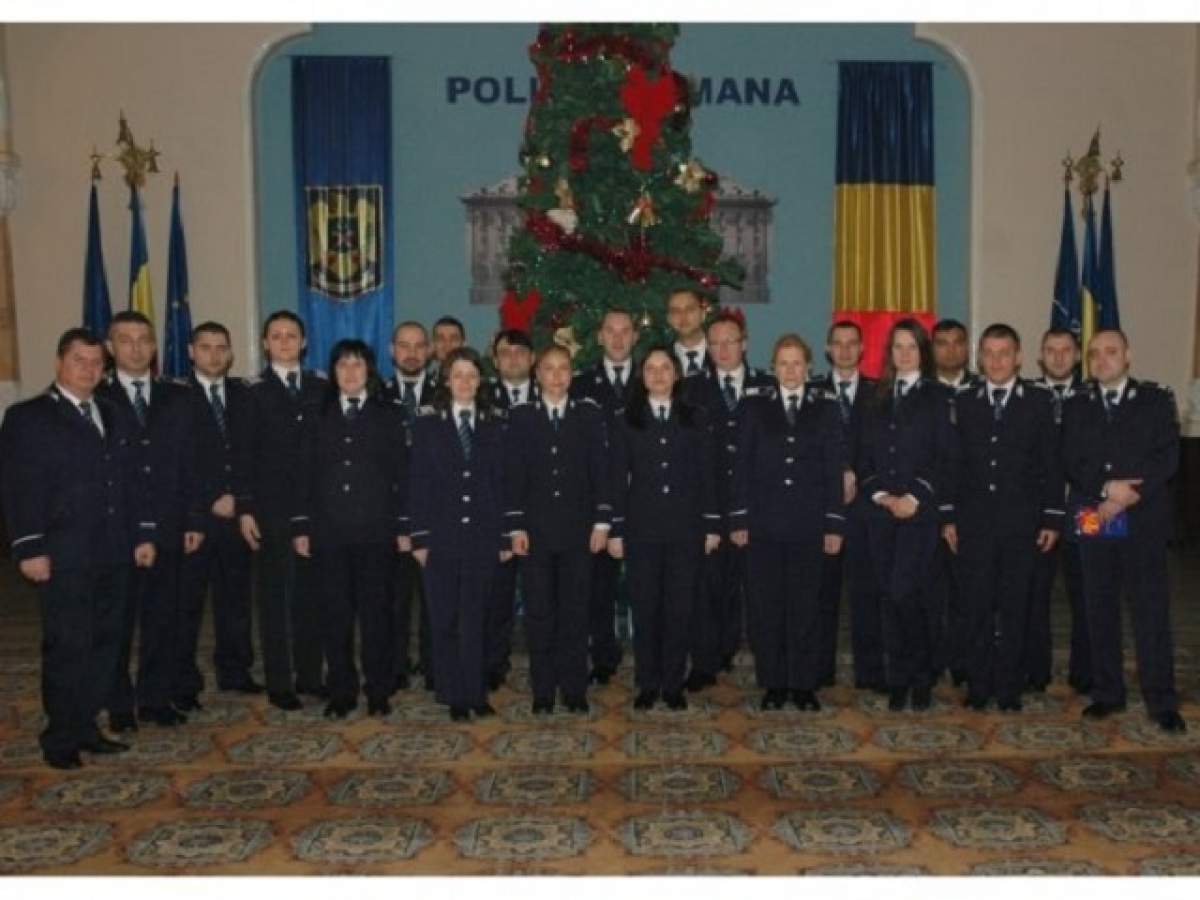 Ei sunt poliţiştii români care încearcă să-i prindă pe teroriştii din Franţa