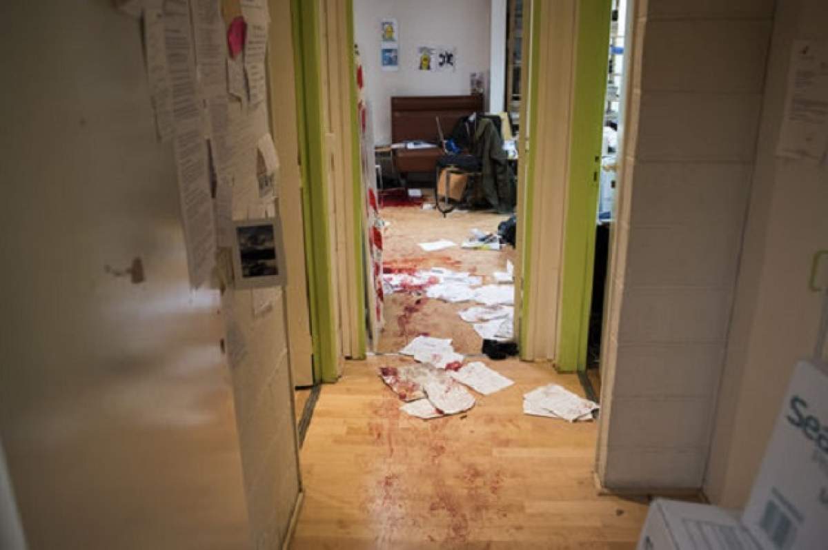 Imaginile groazei! Ce au găsit poliţiştii în redacţia Charlie Hebdo!