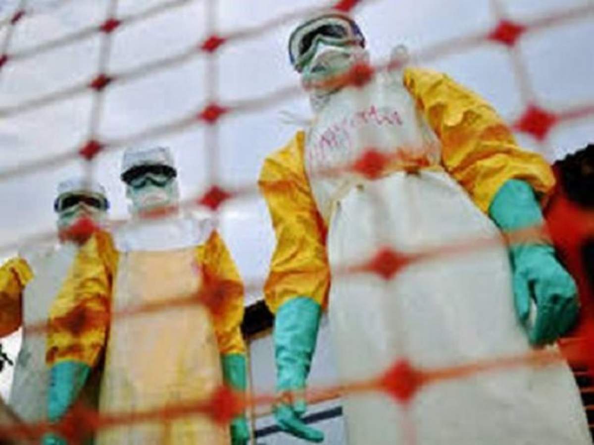 Virusul Ebola loveşte din nou! O infirmieră este în stare gravă
