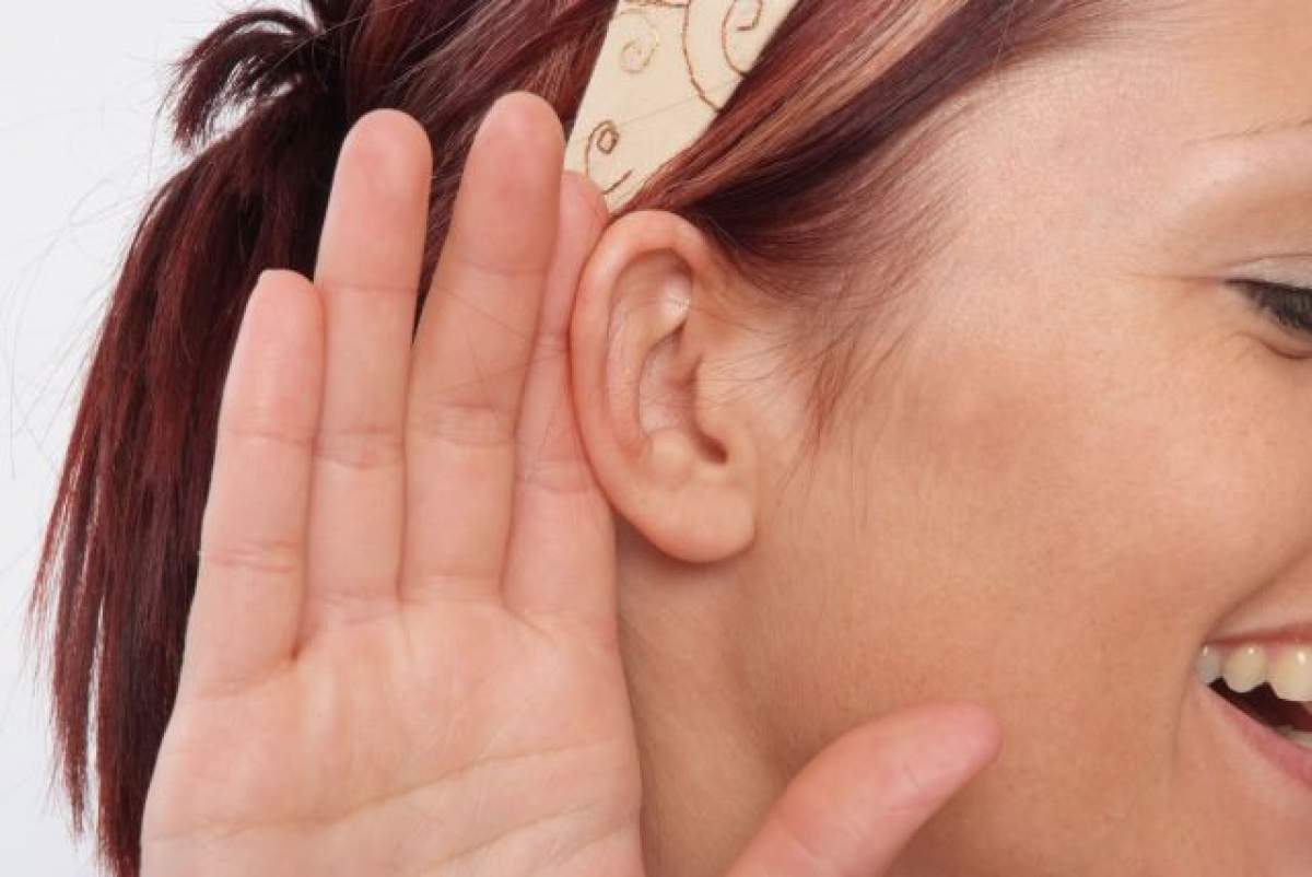 ÎNTREBAREA ZILEI - DUMINICĂ: Ce se întâmplă în organismul tău dacă pui un cârlig de rufe pe ureche?