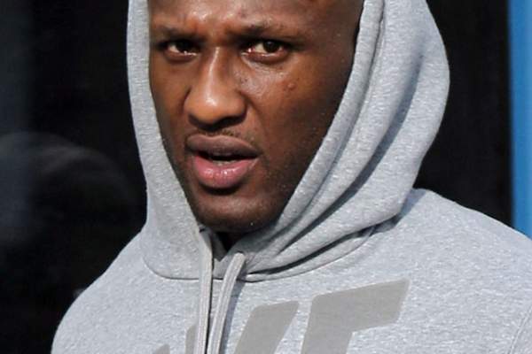 Lamar Odom, la un pas de moarte! Ce conţinea meniul sexual "servit" de basketbalist