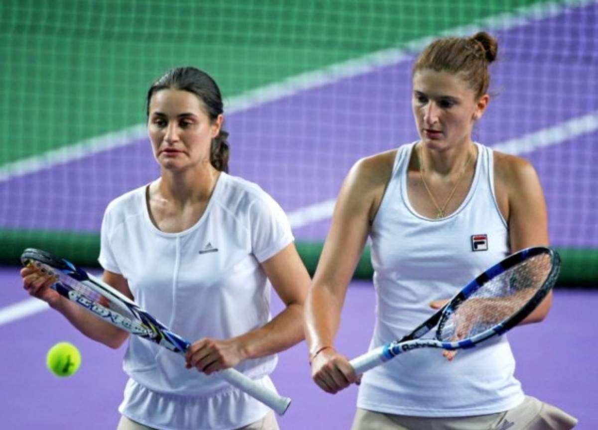 Irina Begu şi Monica Niculescu s-au calificat în semifinale la Moscova