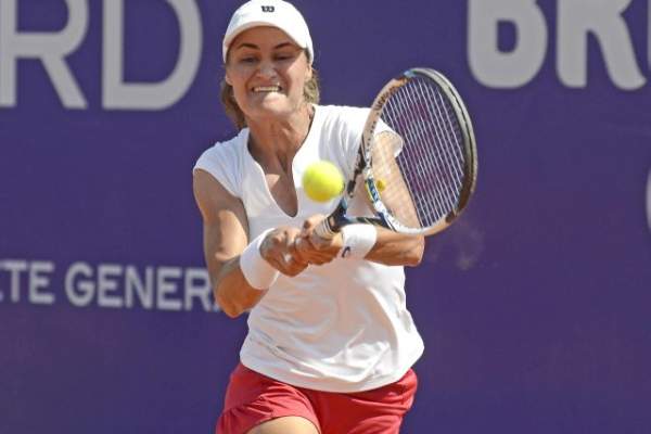 VICTORIE pentru România! Niculescu şi Mitu, în finala de dublu de la Poitier